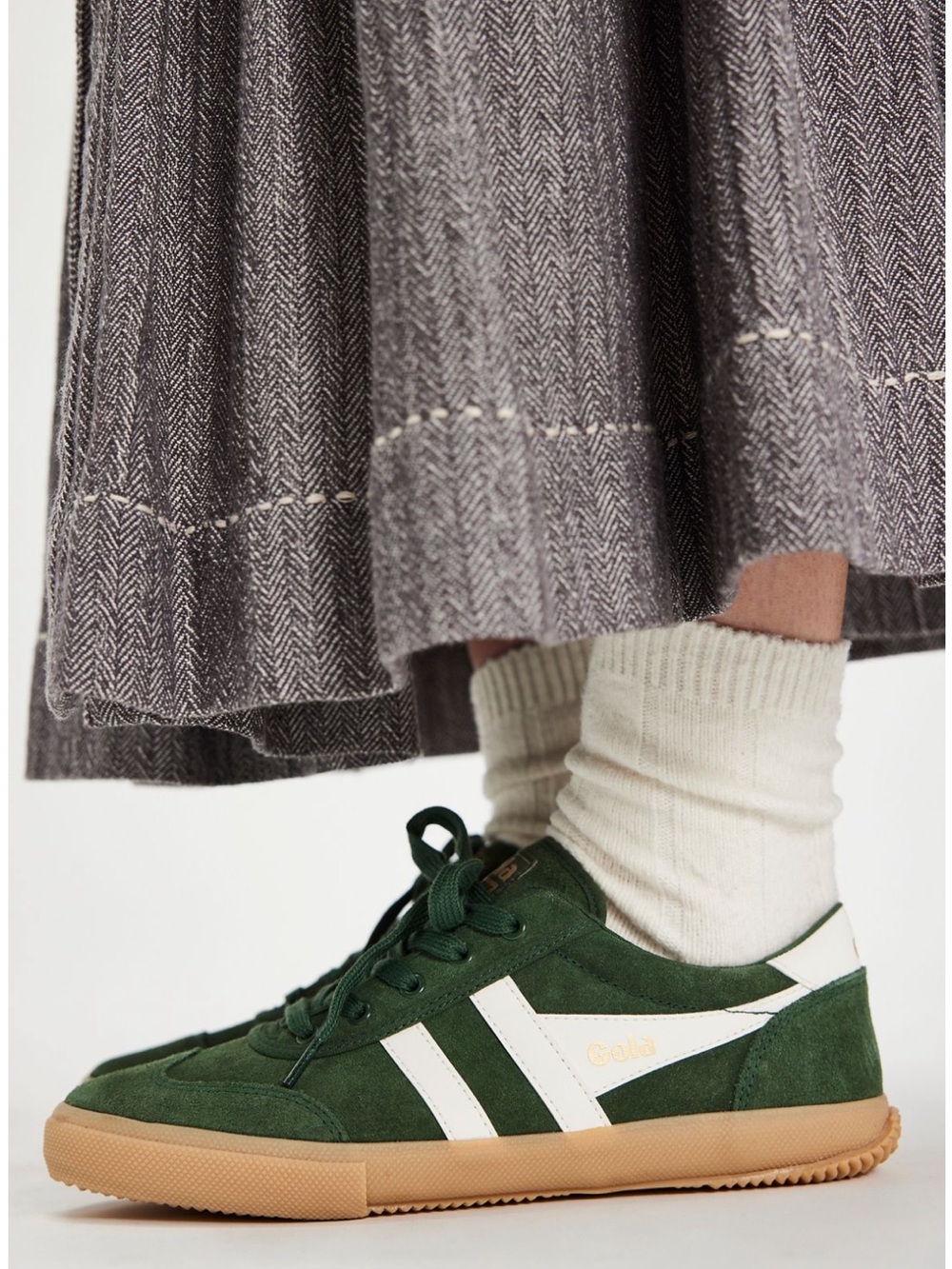GOLA Badminton Suede Sneakers in Dark Green- Size 8- New In Box - Picture 3 of 9